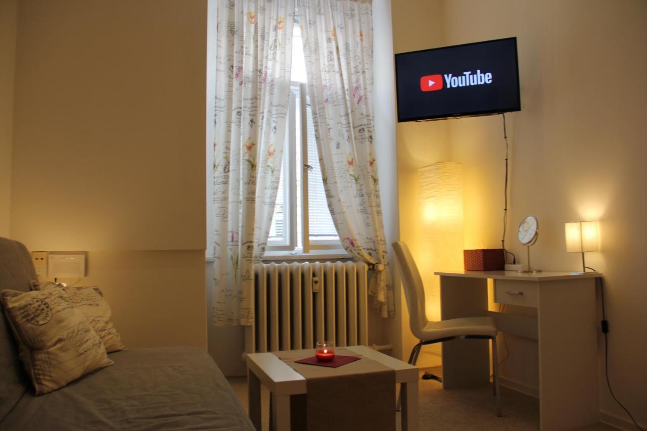 Apartment Vltava Прага Екстериор снимка