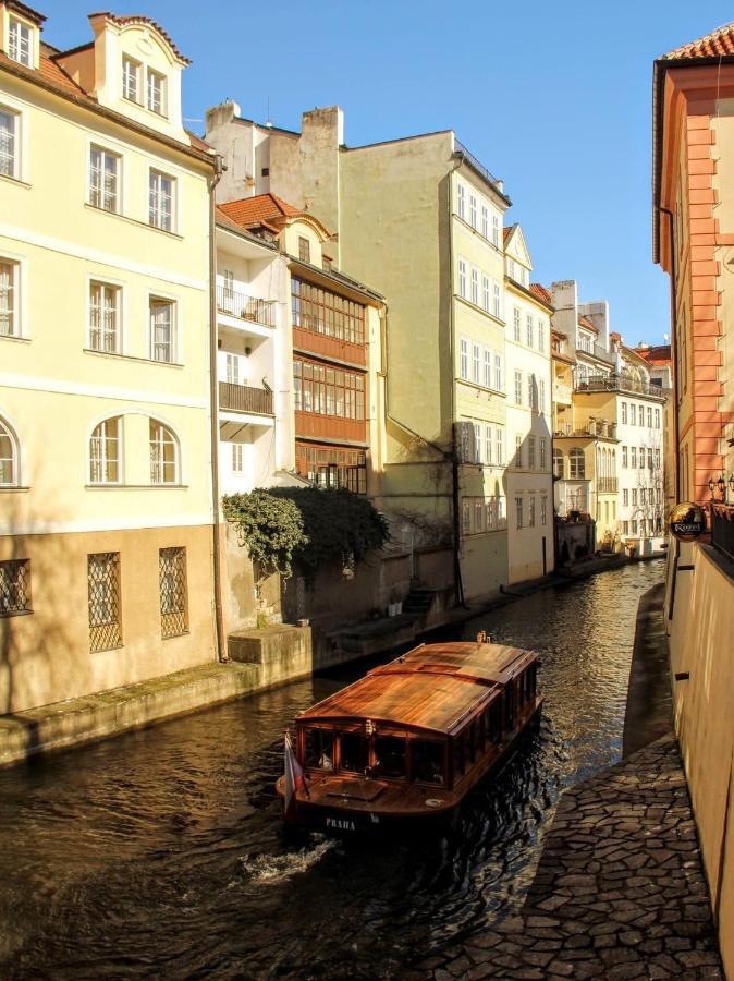 Apartment Vltava Прага Екстериор снимка