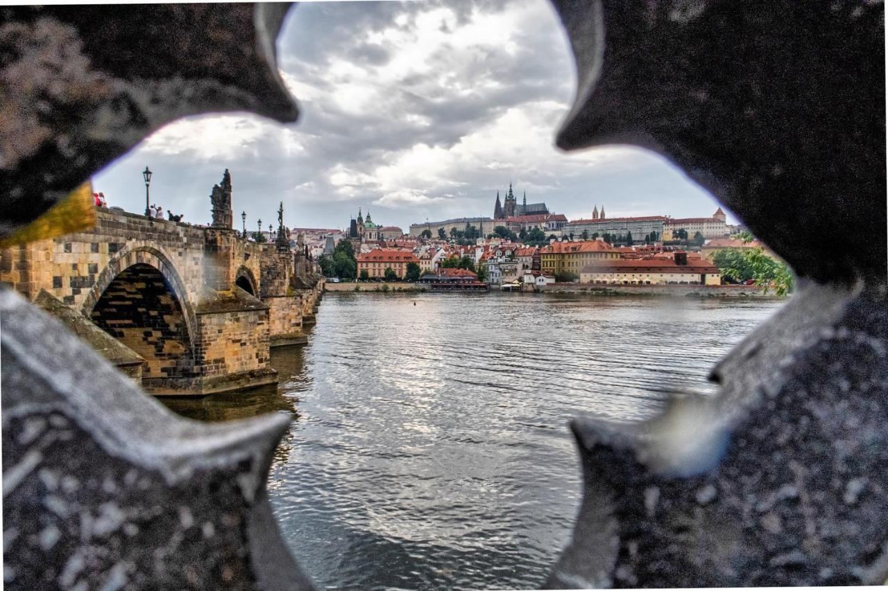 Apartment Vltava Прага Екстериор снимка