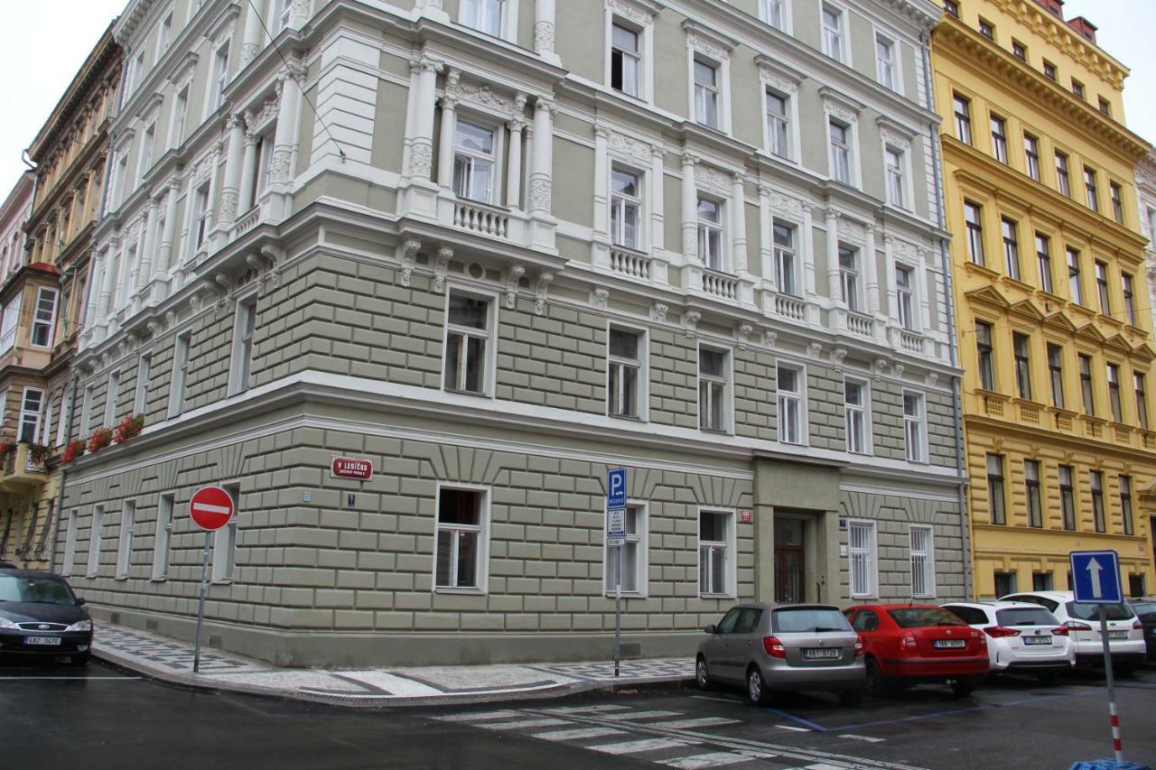 Apartment Vltava Прага Екстериор снимка