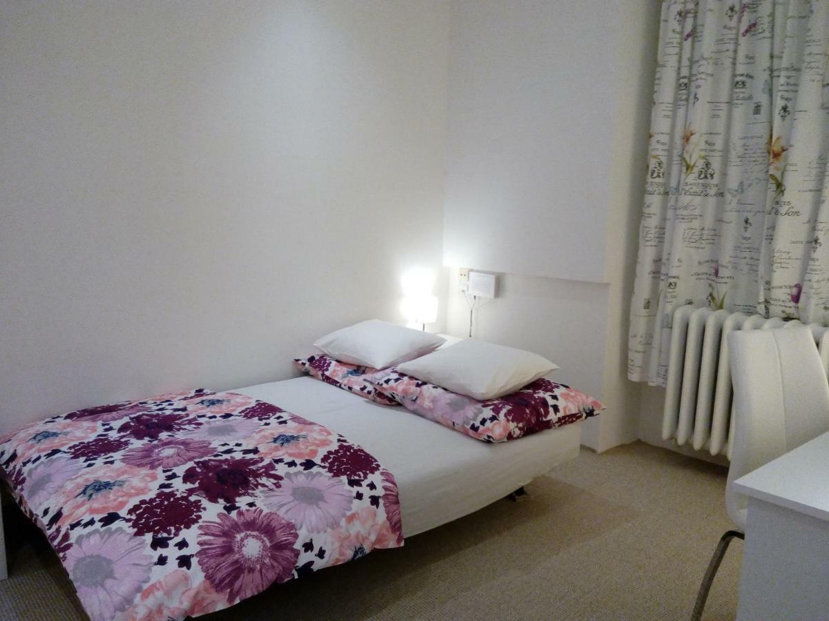 Apartment Vltava Прага Екстериор снимка